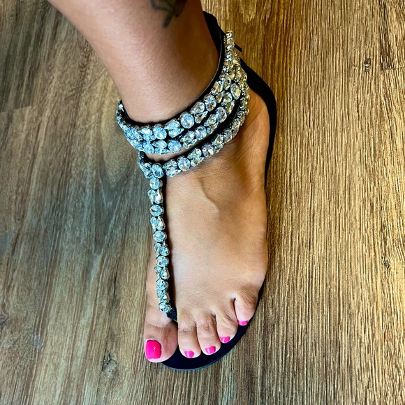 Black Sandals with Rhinestones size 6 1/2 - Picture 5 of 8